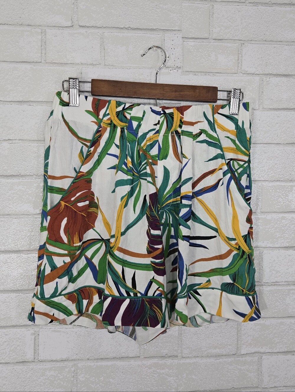 For The Republic NWT colorful botanical print casual shorts